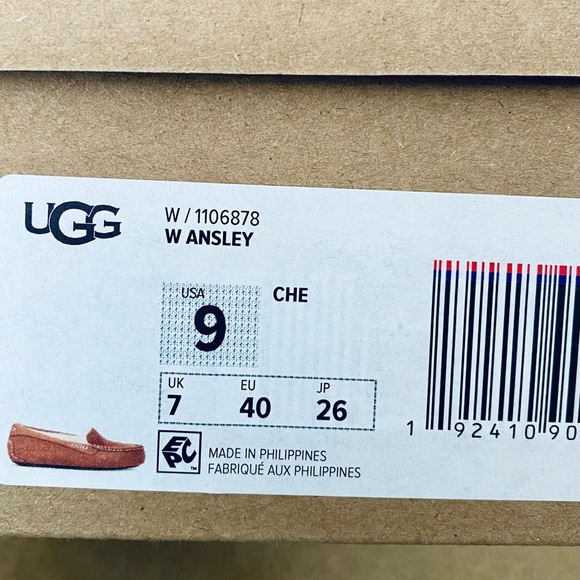 UGG Ansley Tan Suede Slippers with Plush Lining - Picture 4 of 4